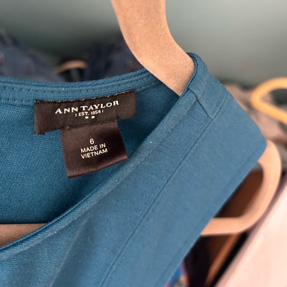 Anne Taylor Women's Blue Knit Sleeveless Dress with Zipper Back and Hook NWOT - Picture 3 of 12